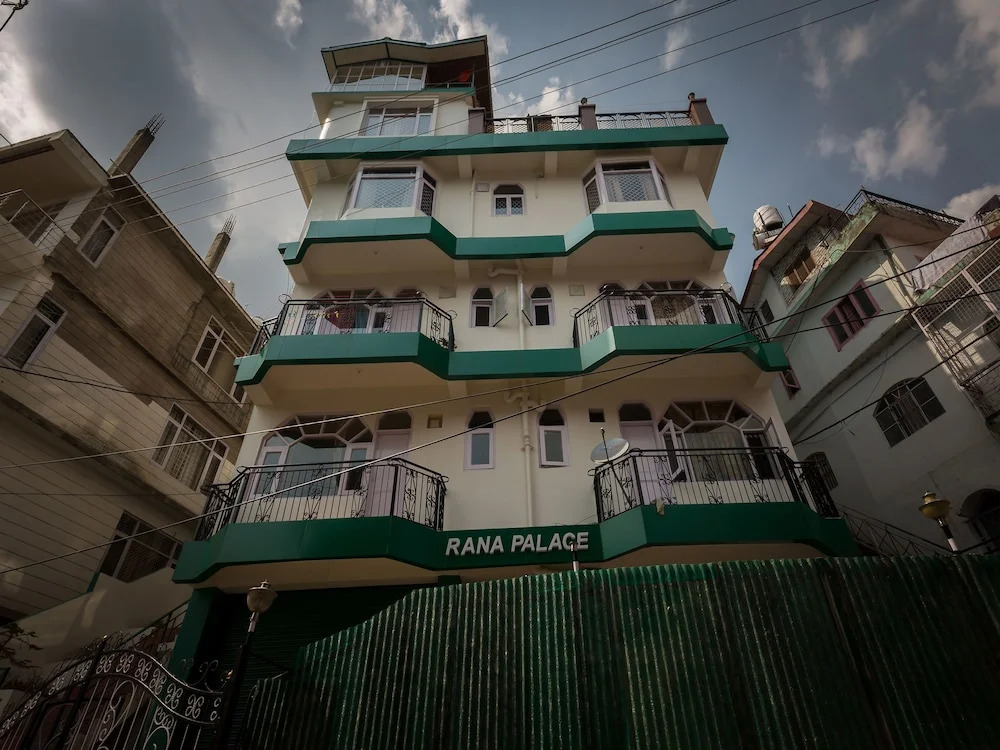 OYO 12685 Home 2BHK Hill View Sankat Mochan