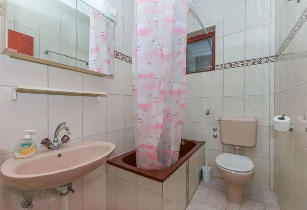 Apartments Mari-30m from the sea