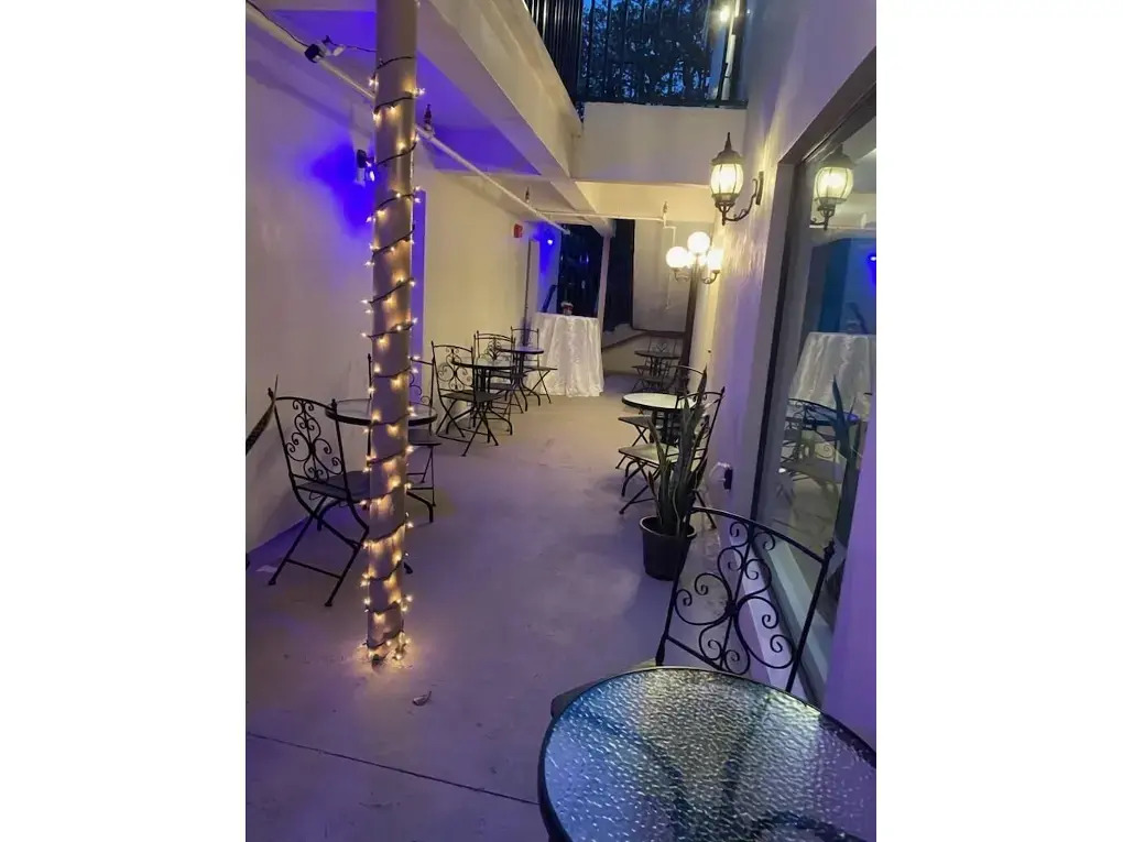 Dunns Josephine Hotel