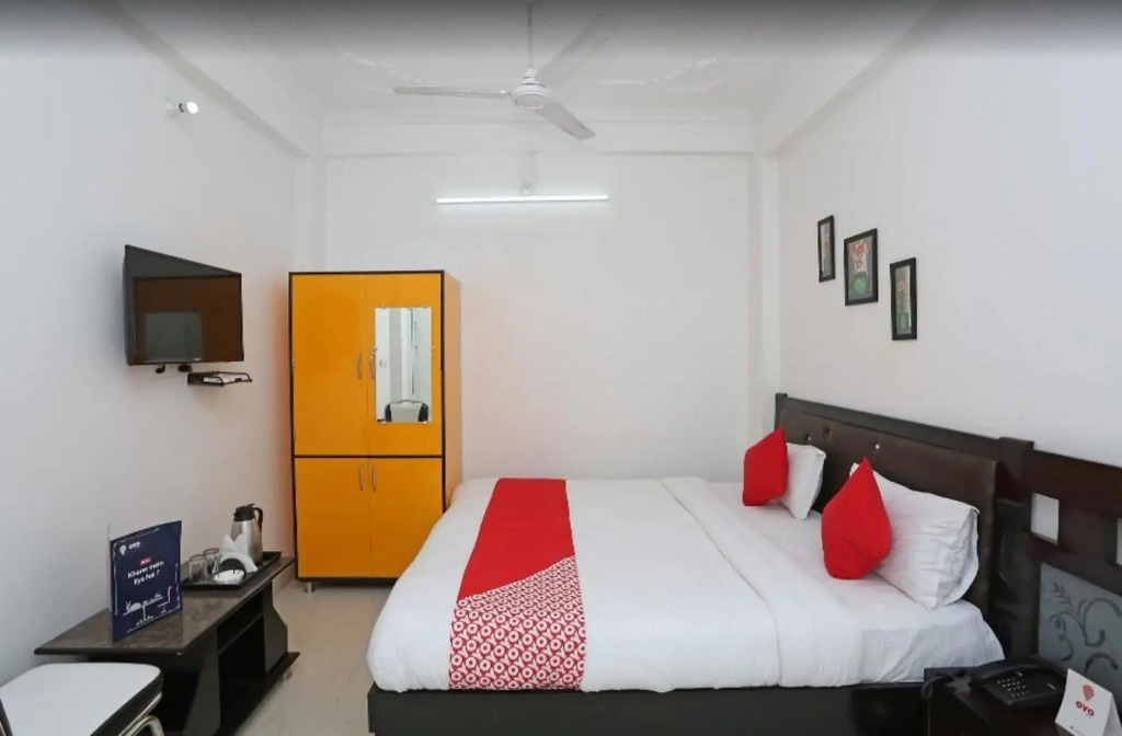 SS Palace Hotel, Gorakhpur
