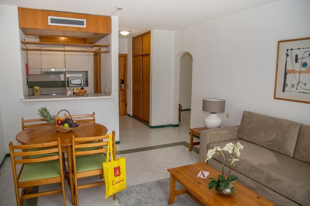 Exciting 1 Bedroom Aparthotel