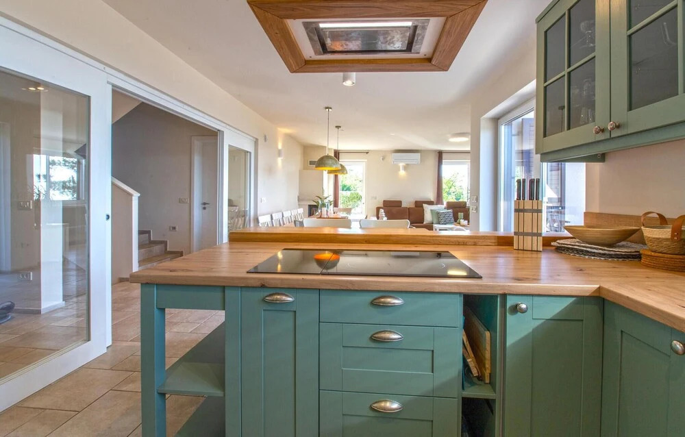 Awesome Home in Gracisce With Outdoor Swimming Pool, Sauna and 6 Bedrooms