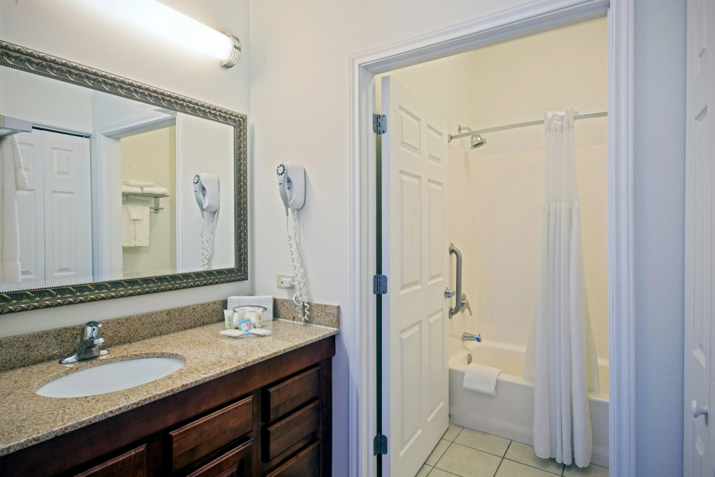 Staybridge Suites Rockford by IHG