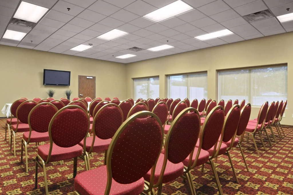 Quality Inn & Suites Monterey I-40