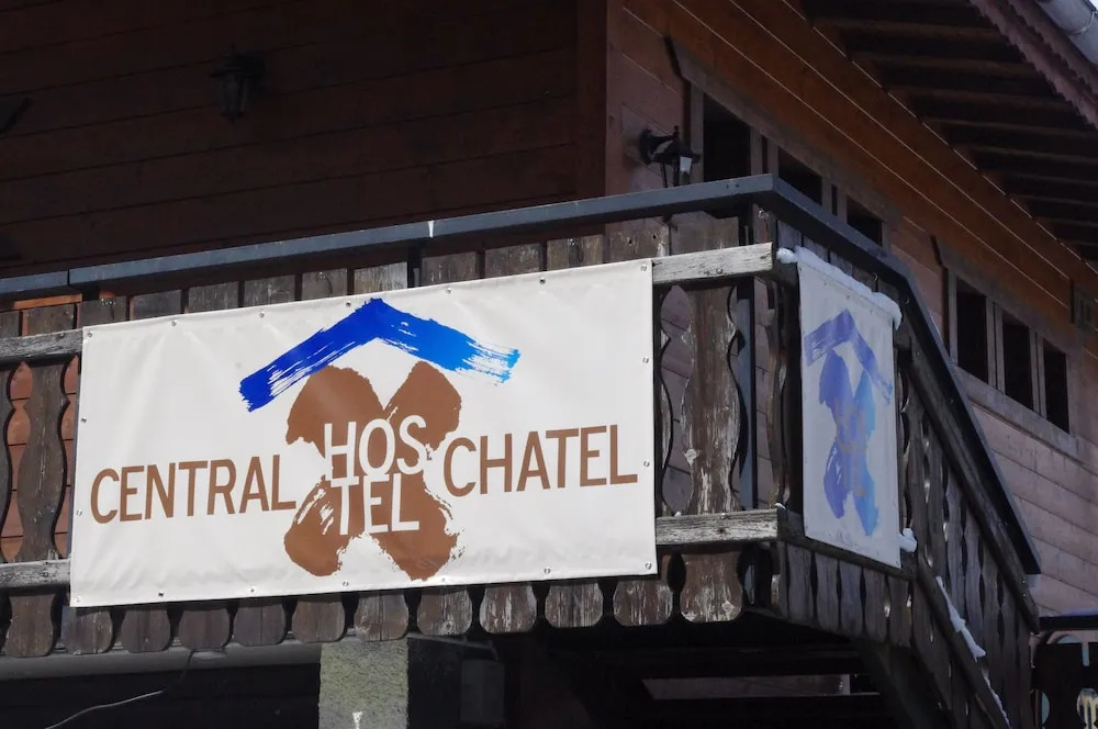 Central Hostel Chatel