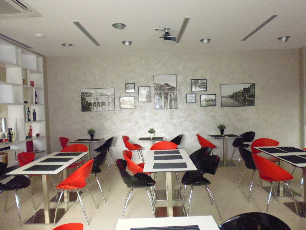 Pula City Center Accommodation - Breakfast included