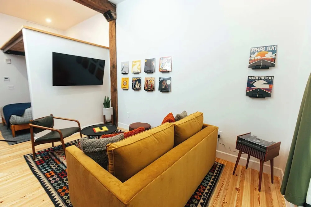 Loft 306 The William Atrium Downtown Vibes