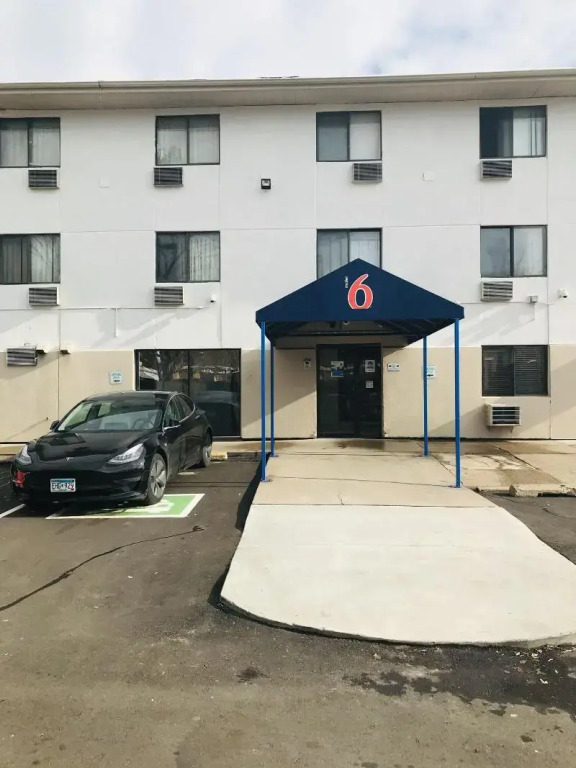 Motel 6-Saint Paul, MN - I-94