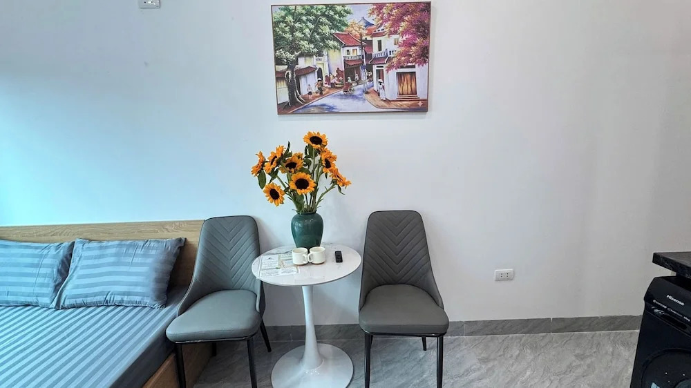 Aira Kim Ma Apartment