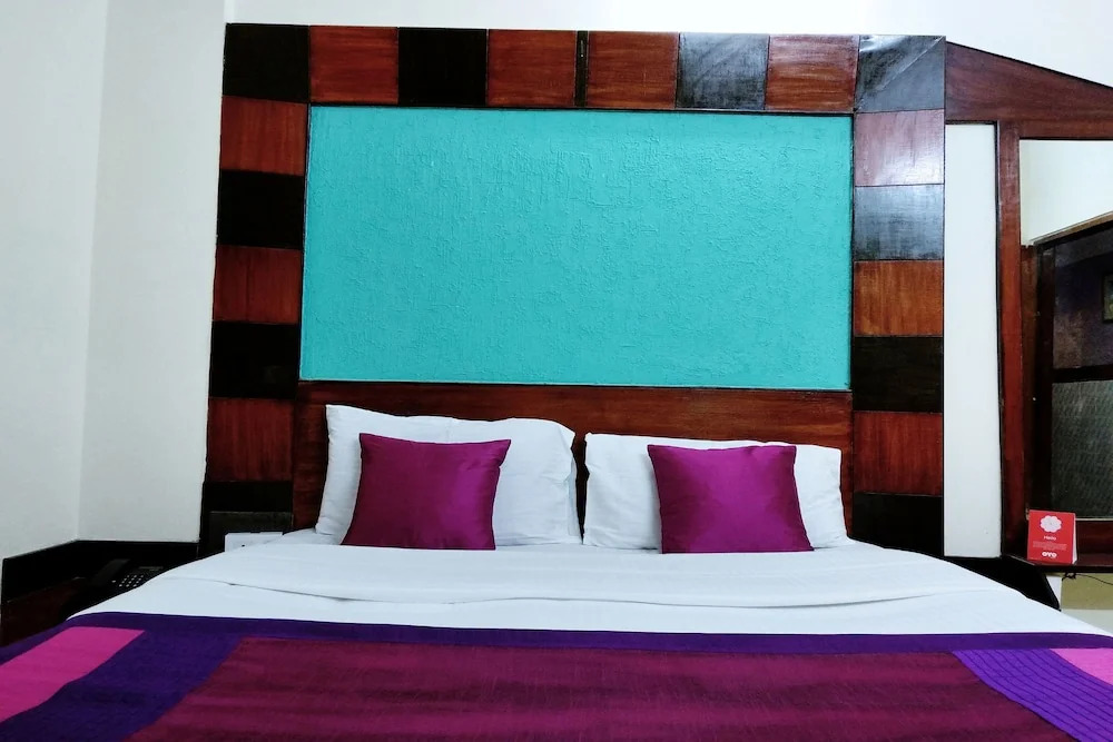 OYO 10435 Star Deluxe Lodge