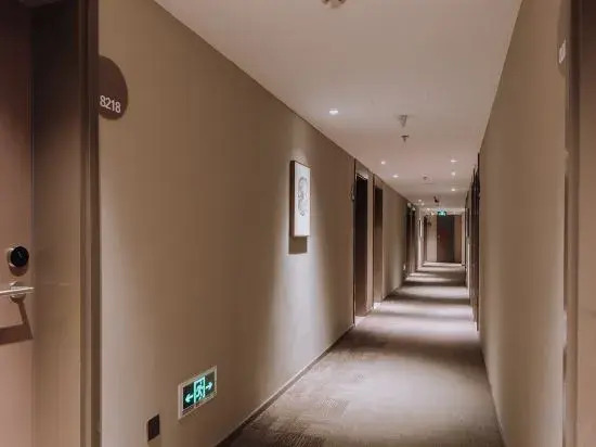 Homeinn · neo (Shanghai Chongming Bayi Road Pedestrian Street)