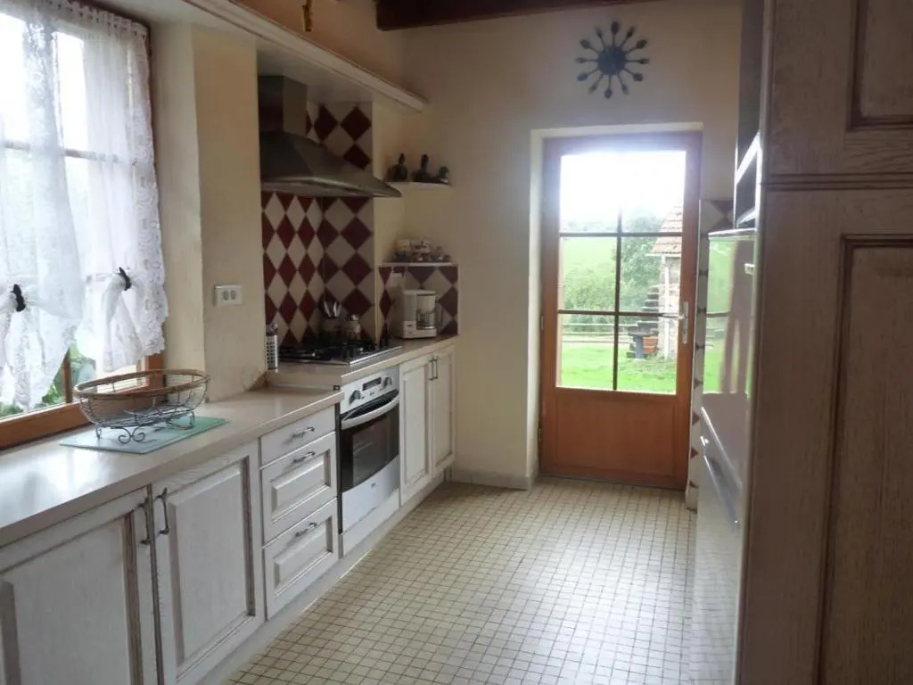 Maison de campagne avec animaux acceptés à Nizerolles - FR-1-489-137