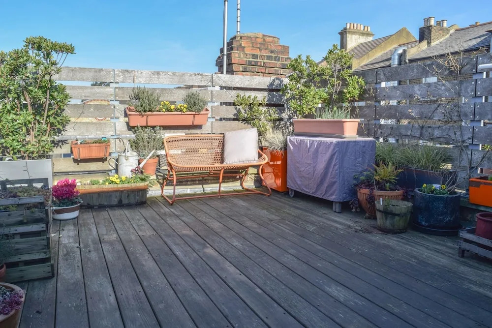 3 Bedroom Mews House in West London