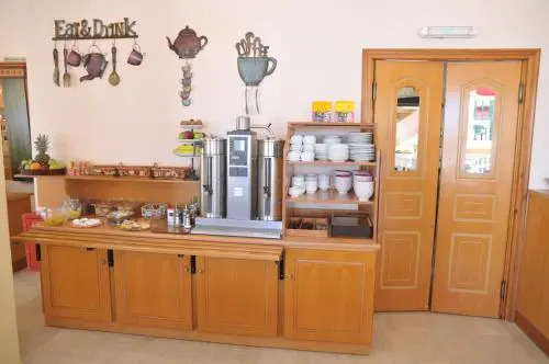 Brati II Beach Hotel