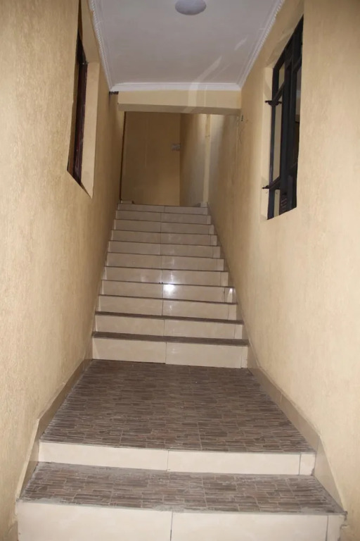 Tripple Os Hotel