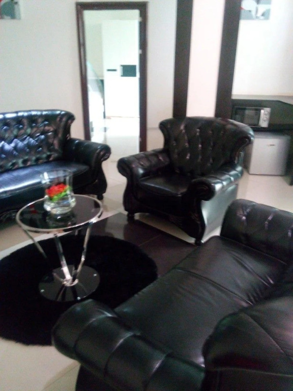 Kampala Suites