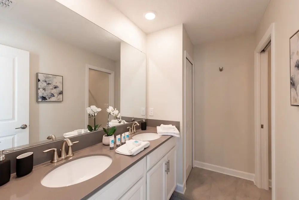 840dsd-the Retreat At Championsgate 7 Bedroom Home by RedAwning