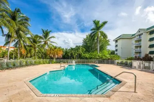 Sunrise Suites Cozumel Suite #112