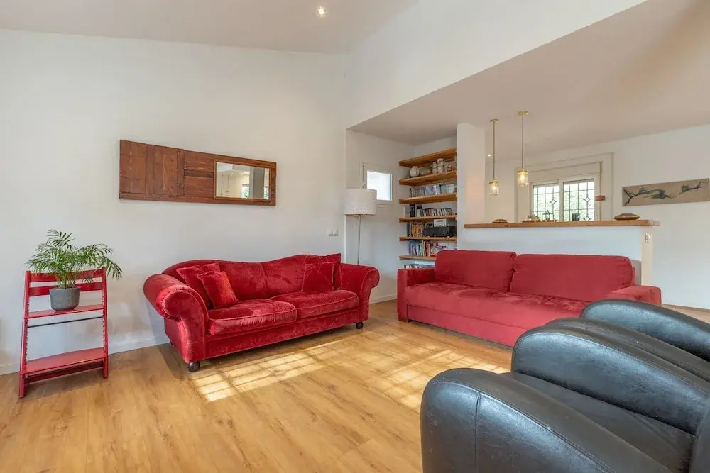 Axarqu a in Malaga With 2 Bedrooms and 1 Bathrooms