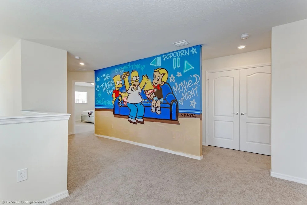Luxury and Style! BIG Pool Area and Game Room in Solterra 6br/4.5 Bath #7st564