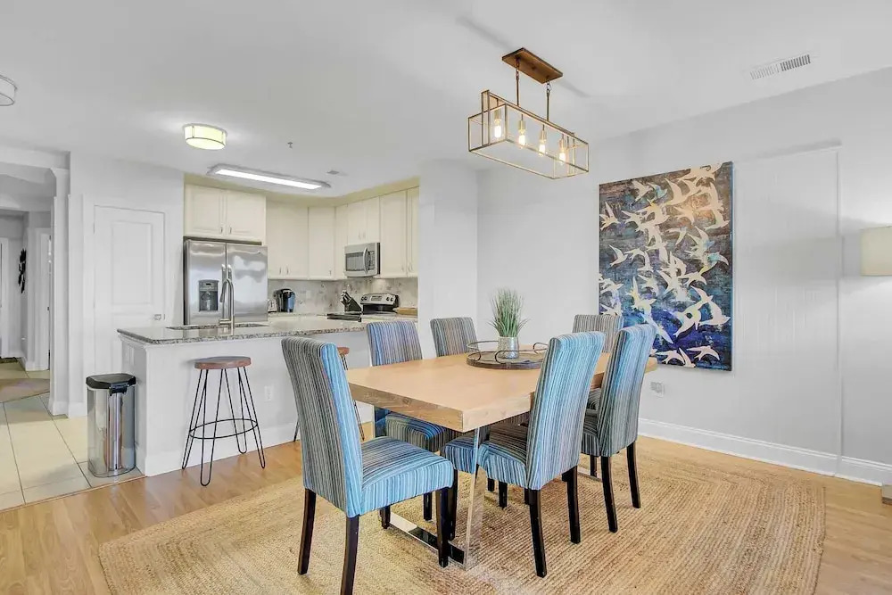 Beachfront 3bdr Condo w/ Pool & Deck Ocean Views Ocean Blvd #102 by Avantstay