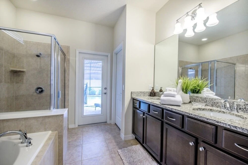 Amazing House! Windsor At Westside - 2104MW