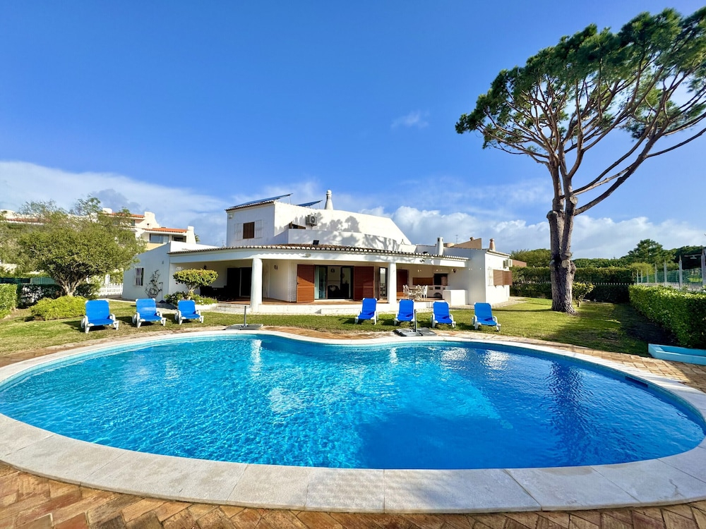 Vilamoura Summer Villa 2 by Homing