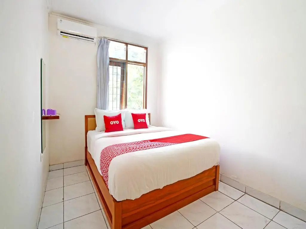 OYO 90840 Teratai Residence