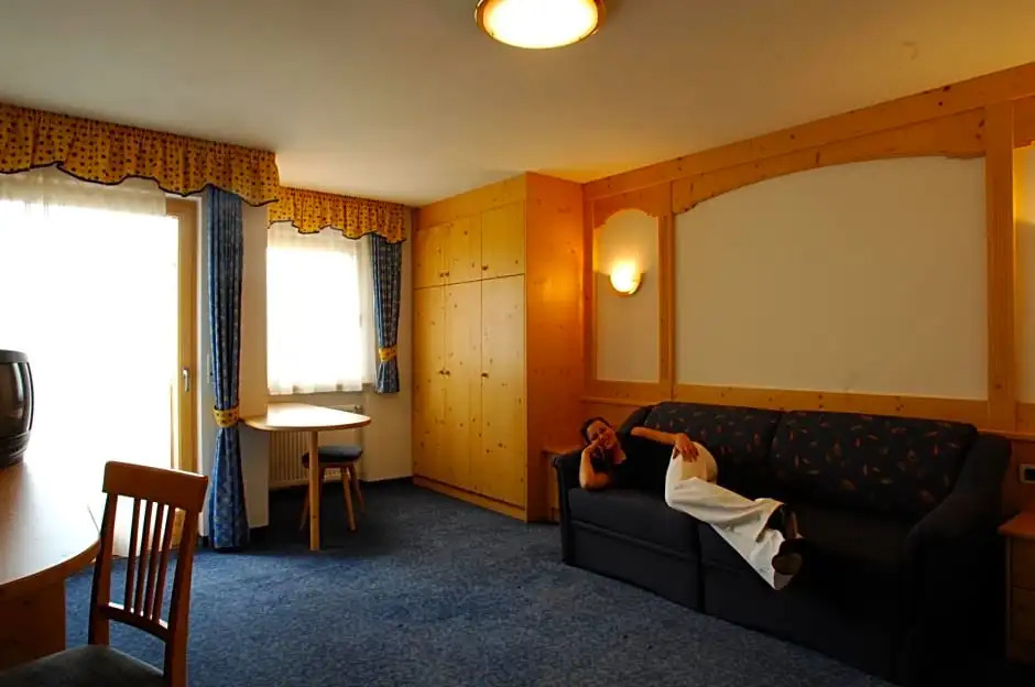 Hotel Falzares