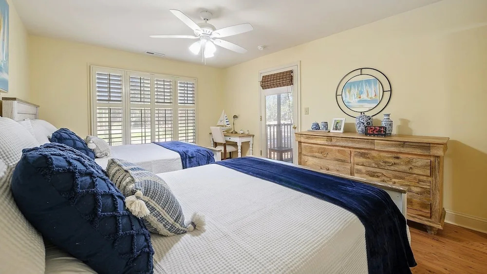 Alex And Us- Fantastic Second Floor Unit Directly Across From The Pool 2 Bedroom Condo by Peace Vacations