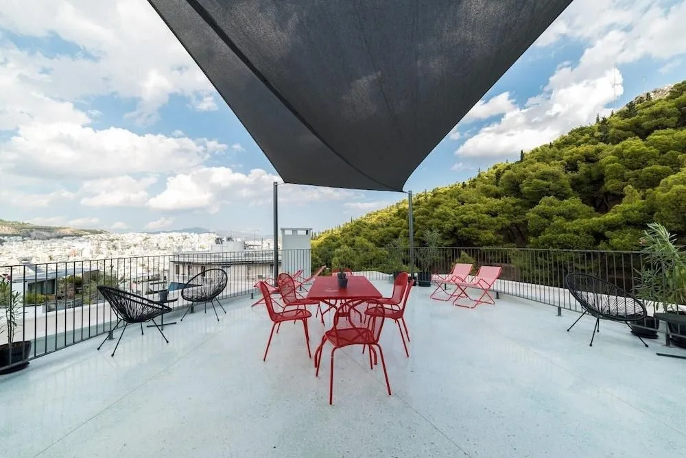 Zoia The Hill 3, Athens City Center
