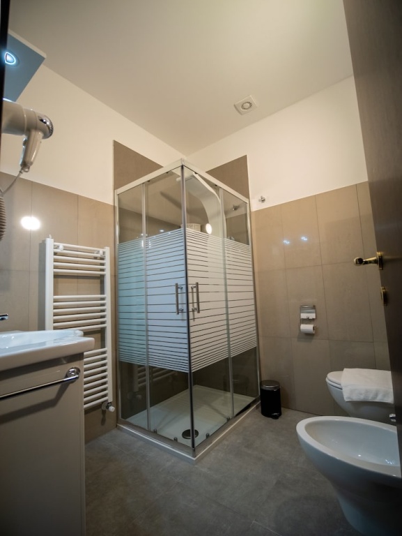 EGO Residence Ferrara & City Center Apartment