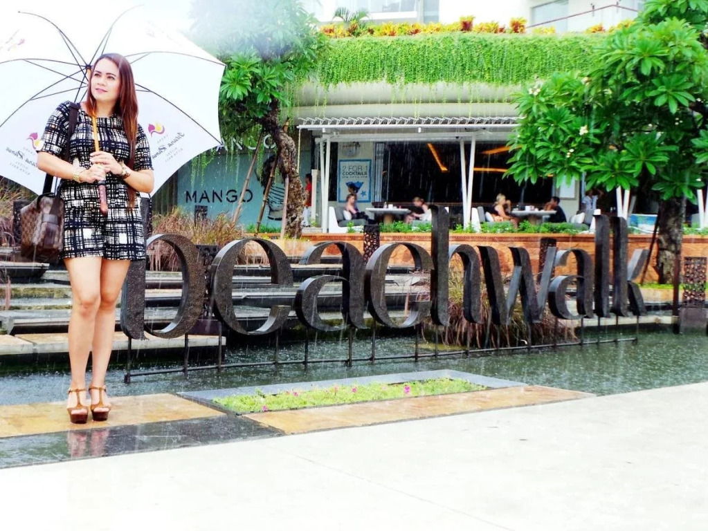 Agus Beach Inn