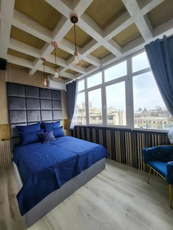 The Royalty Apartment old Town Center