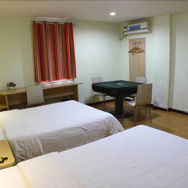 7Days Inn Chenzhou Guiyang Ouyanghai Avenue