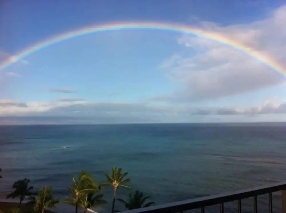 Kahana Oceanfront Gem w Gym Pool AC Comfort Walk to Dining