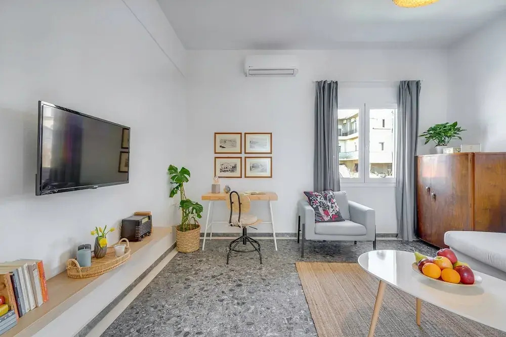 Sea City and Mountain View Apartment