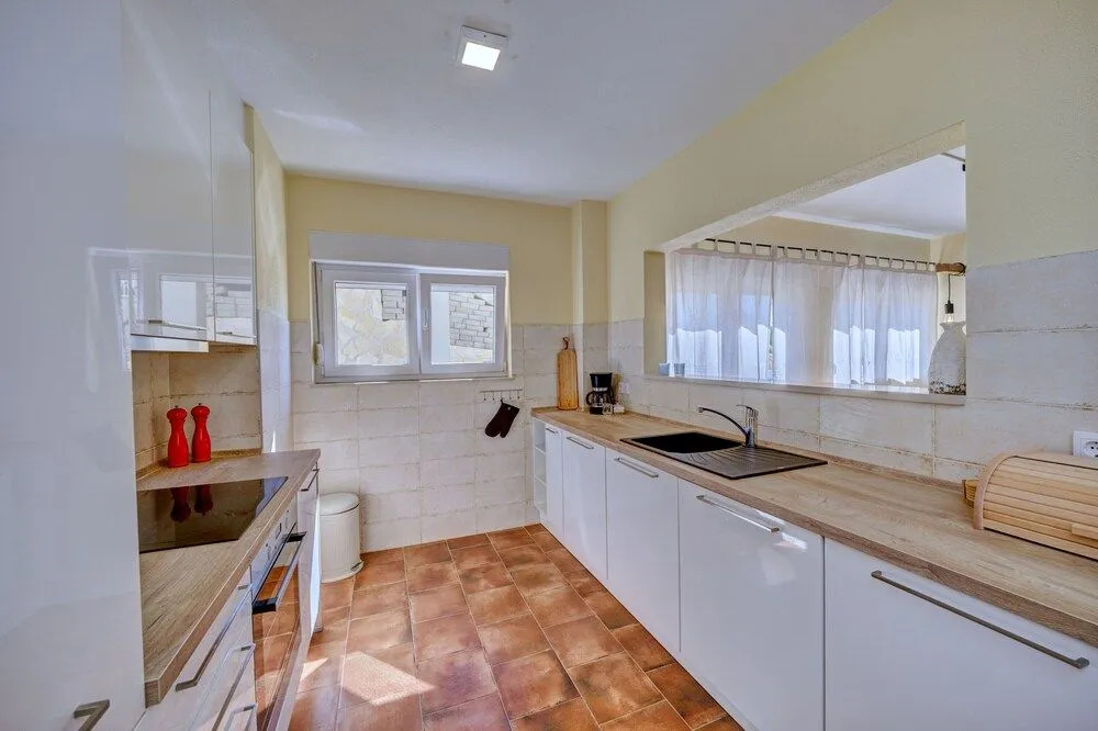 Anovi Holiday Homes by Litto - 5 Min Walk to Beach