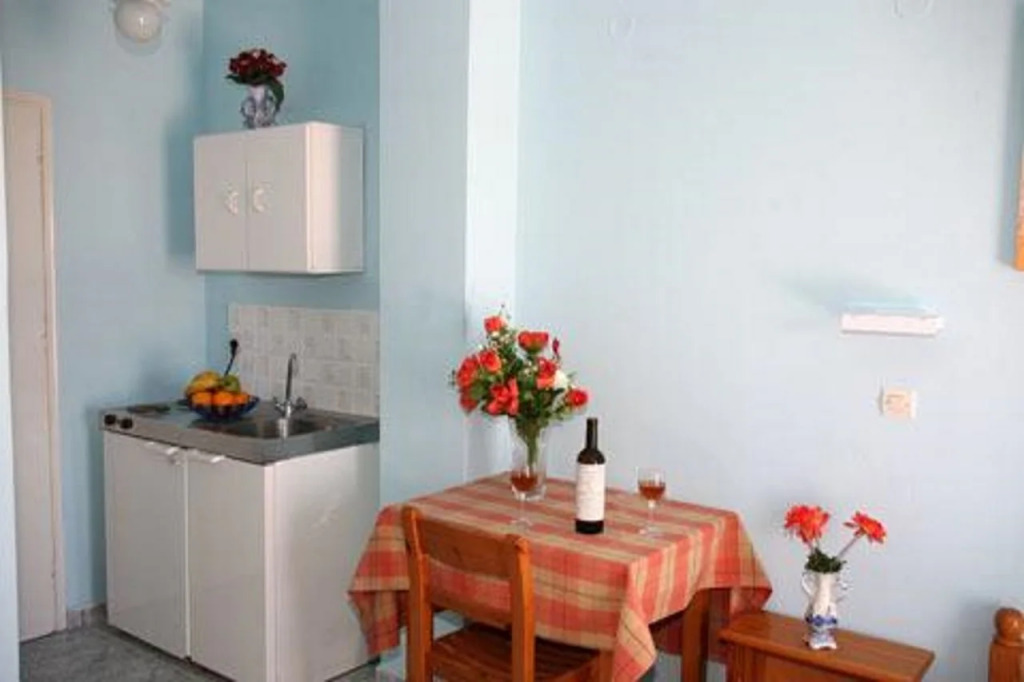 Ifestia Hotel