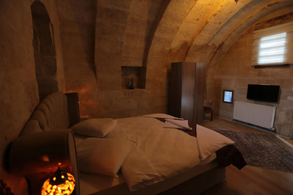 Sandık cave house