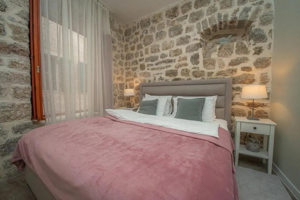 Antika Guesthouse
