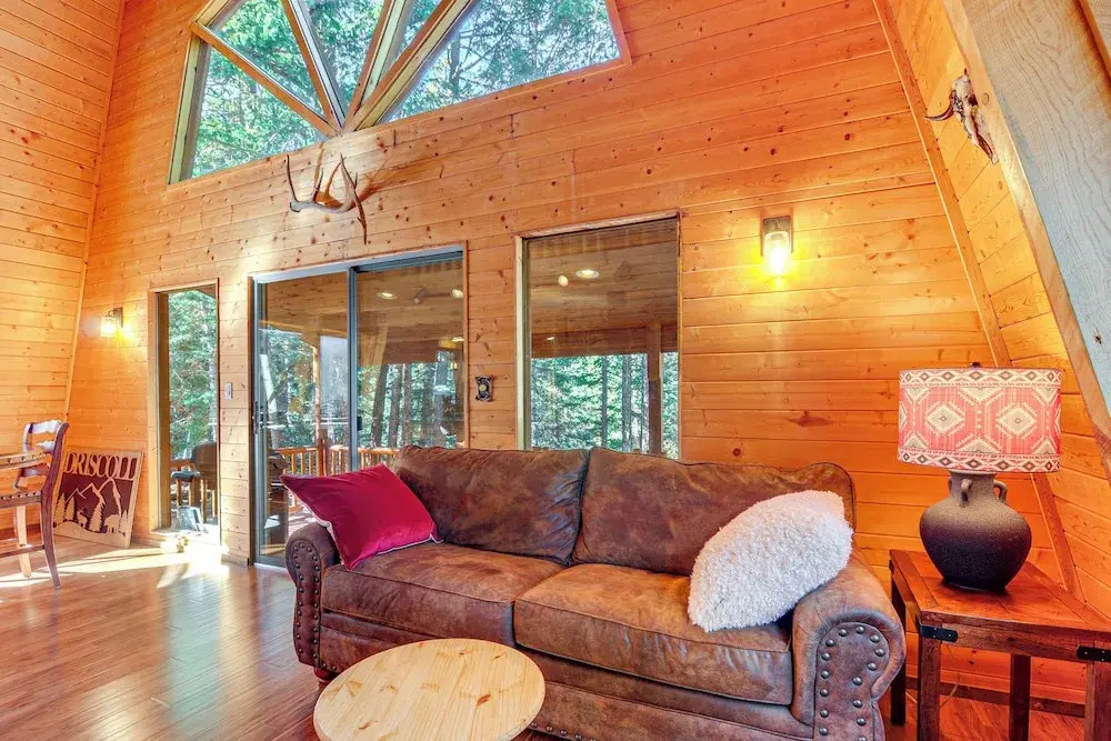 Near National Parks: Duck Creek Cabin Retreat