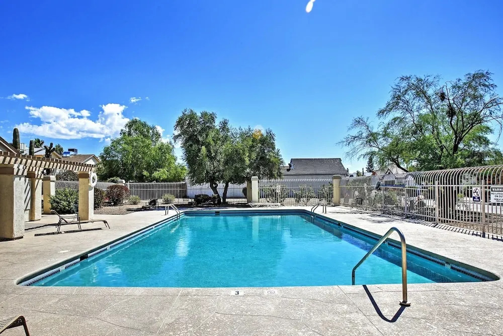 Dog-friendly Tucson Home w/ Patio & Hot Tub