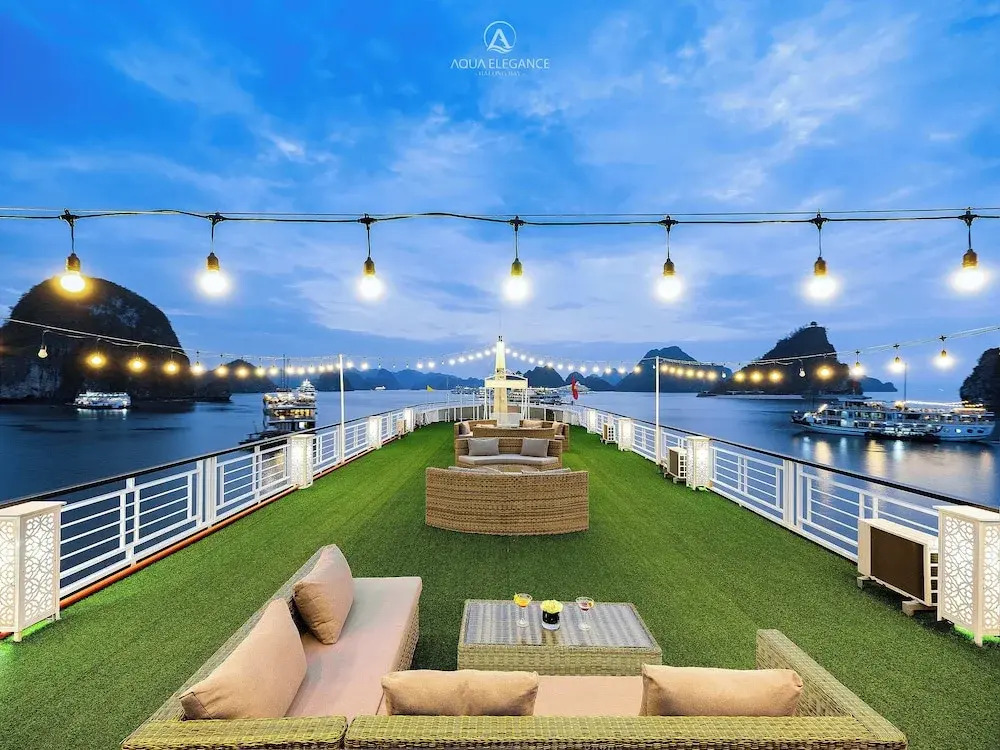 Aqua Elegance Cruise