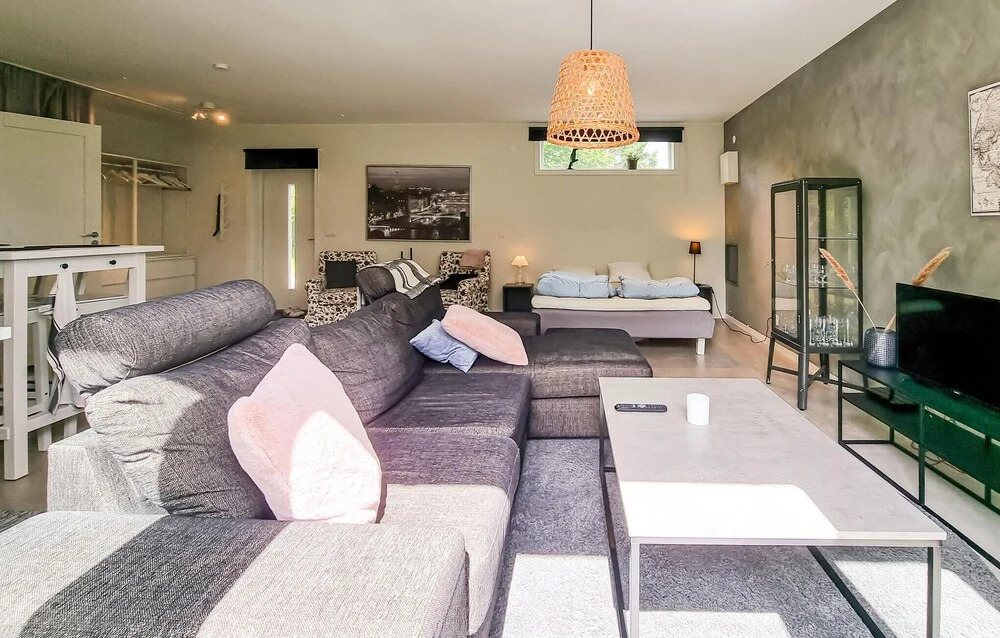 Amazing Home in Ytterby With Wifi