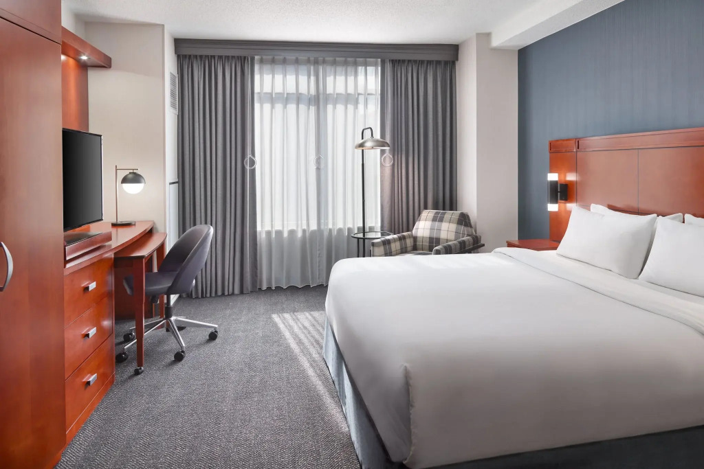 Courtyard by Marriott Washington, D.C./Foggy Bottom