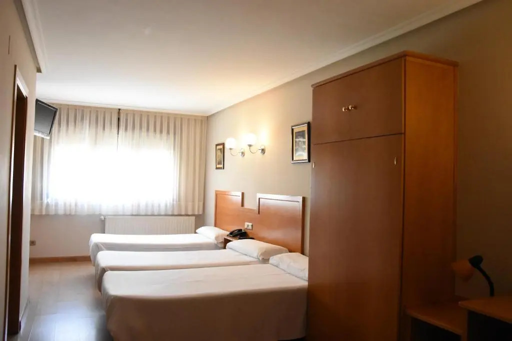 Hotel Carbayon