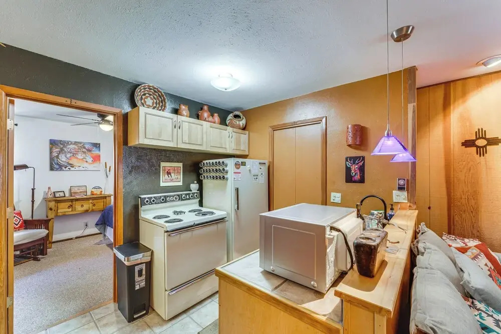 Easy Resort Access: Angel Fire Adventure Condo!