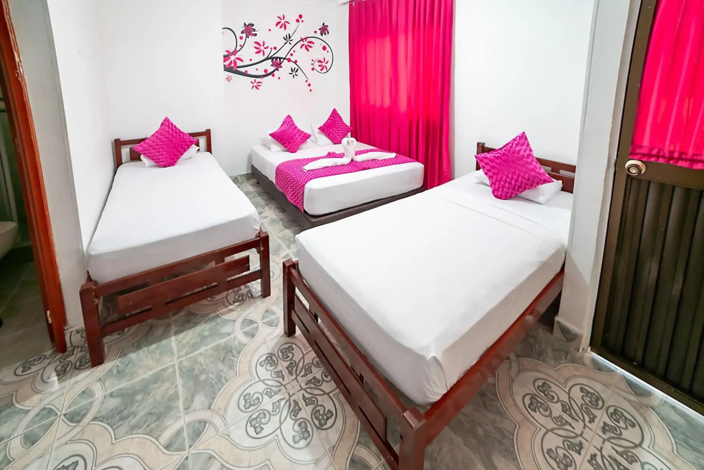 Hotel Rodadero Inn By GEH Suites