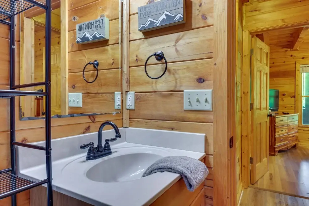 Riverfront Ellijay Cabin w/ Deck + Pool Access!
